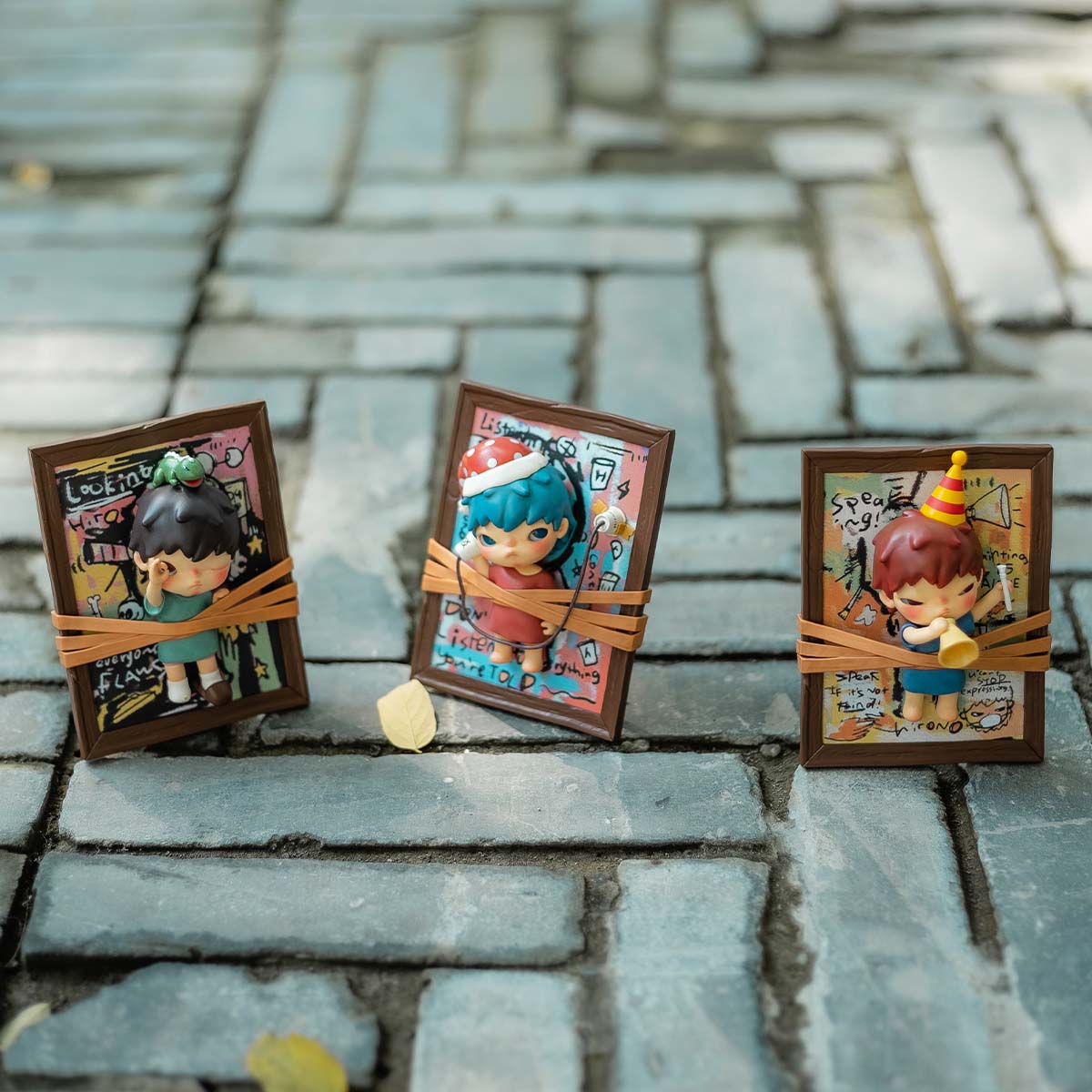 Hirono Listening; Saying; Seeing Figure Set | Designer Figure