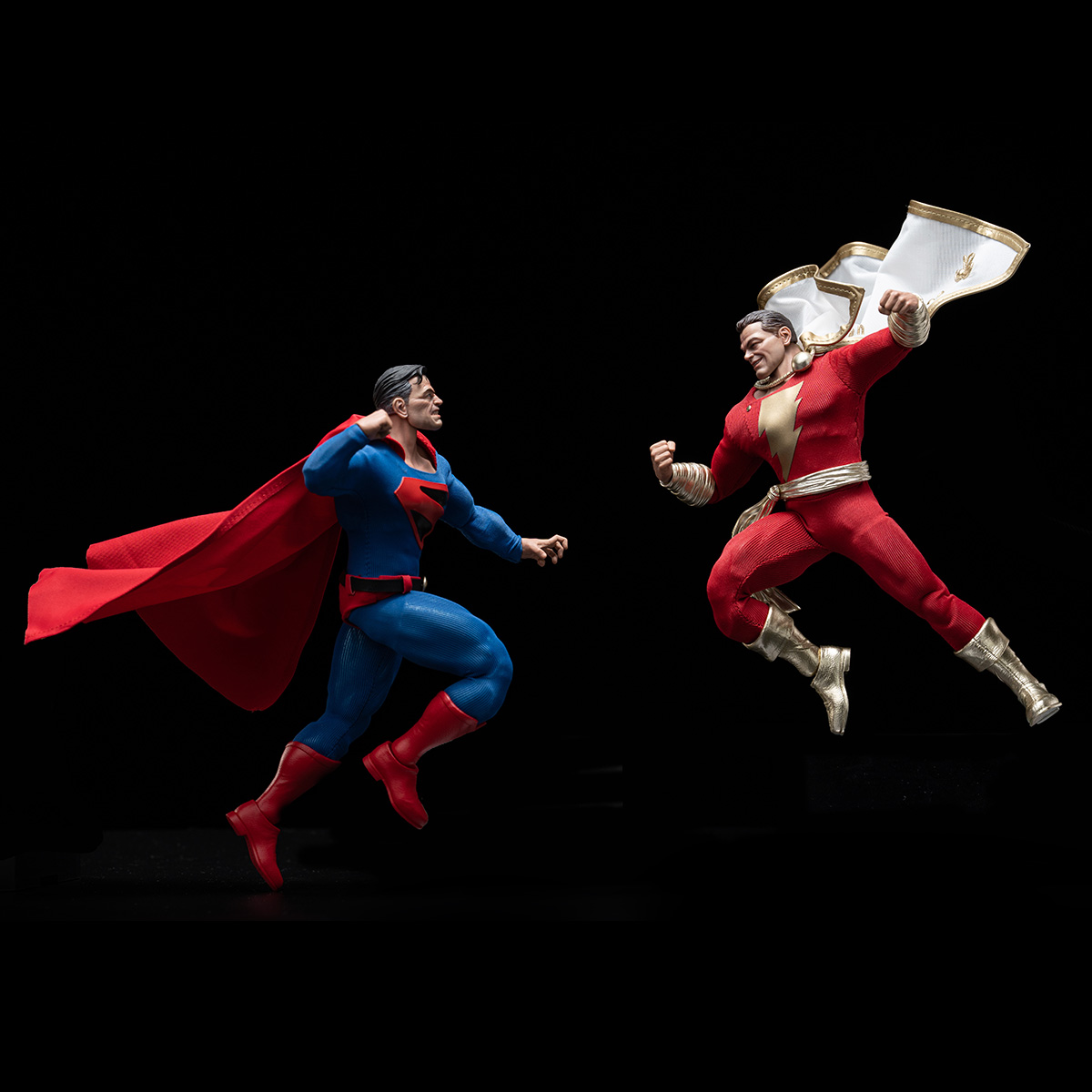 DC Comics: “Kingdom Come” Superman Collectible Figure - POP