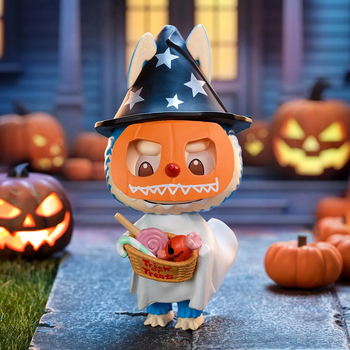 LABUBU Trick-or-Treater Figure | Accessories - POP MART 