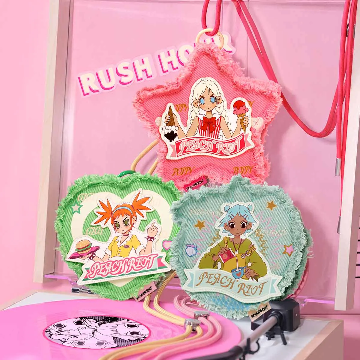 PEACH RIOT – Colección “La Hora Punta” Cajas Misteriosas de Mini Bolsas