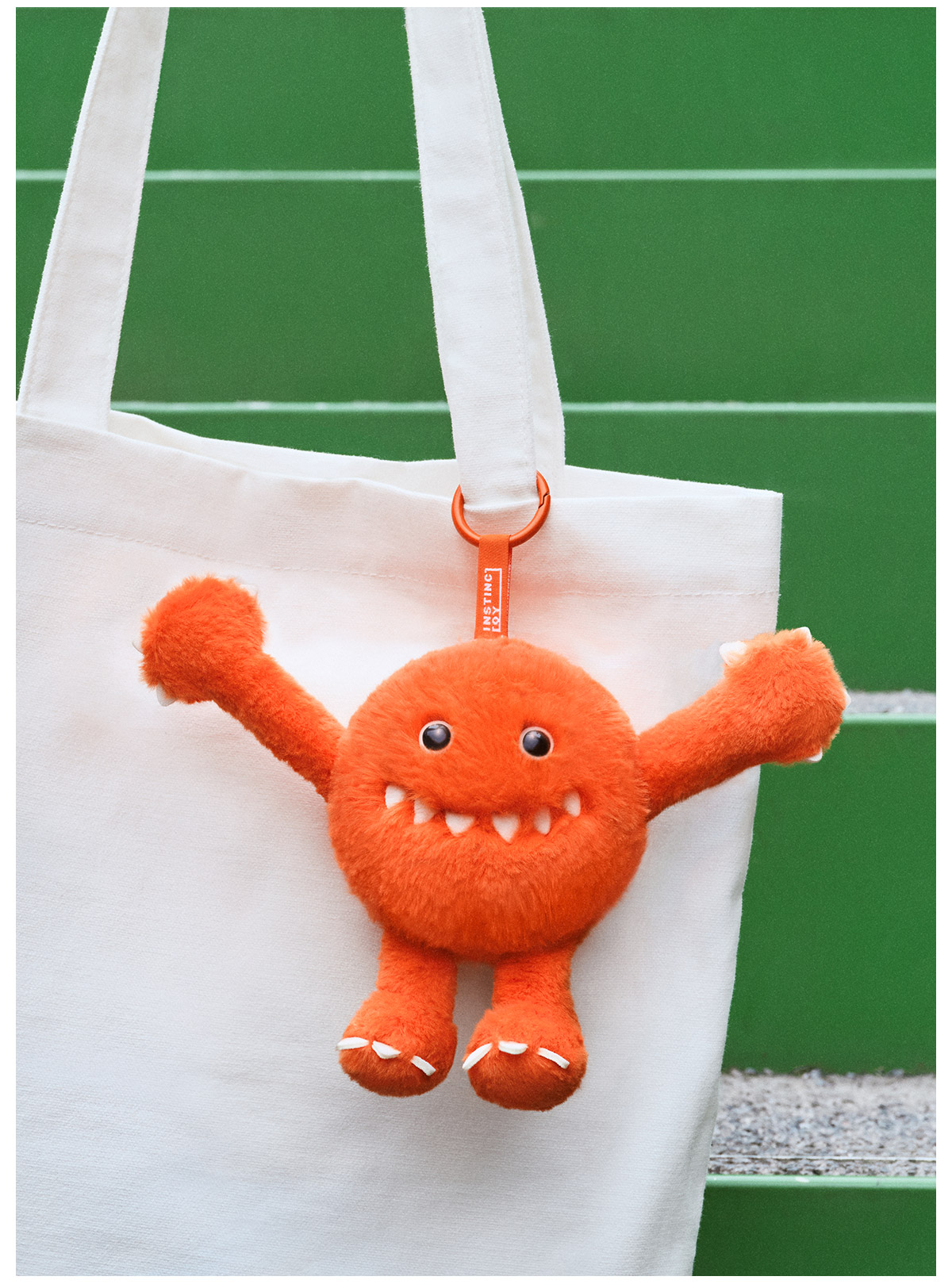 【POP MART 】INSTINCTOY HUG YOU アソートボックス POP NOW:INSTINCTOY HUG YOU SERIES-Plush Pendant Blind Box