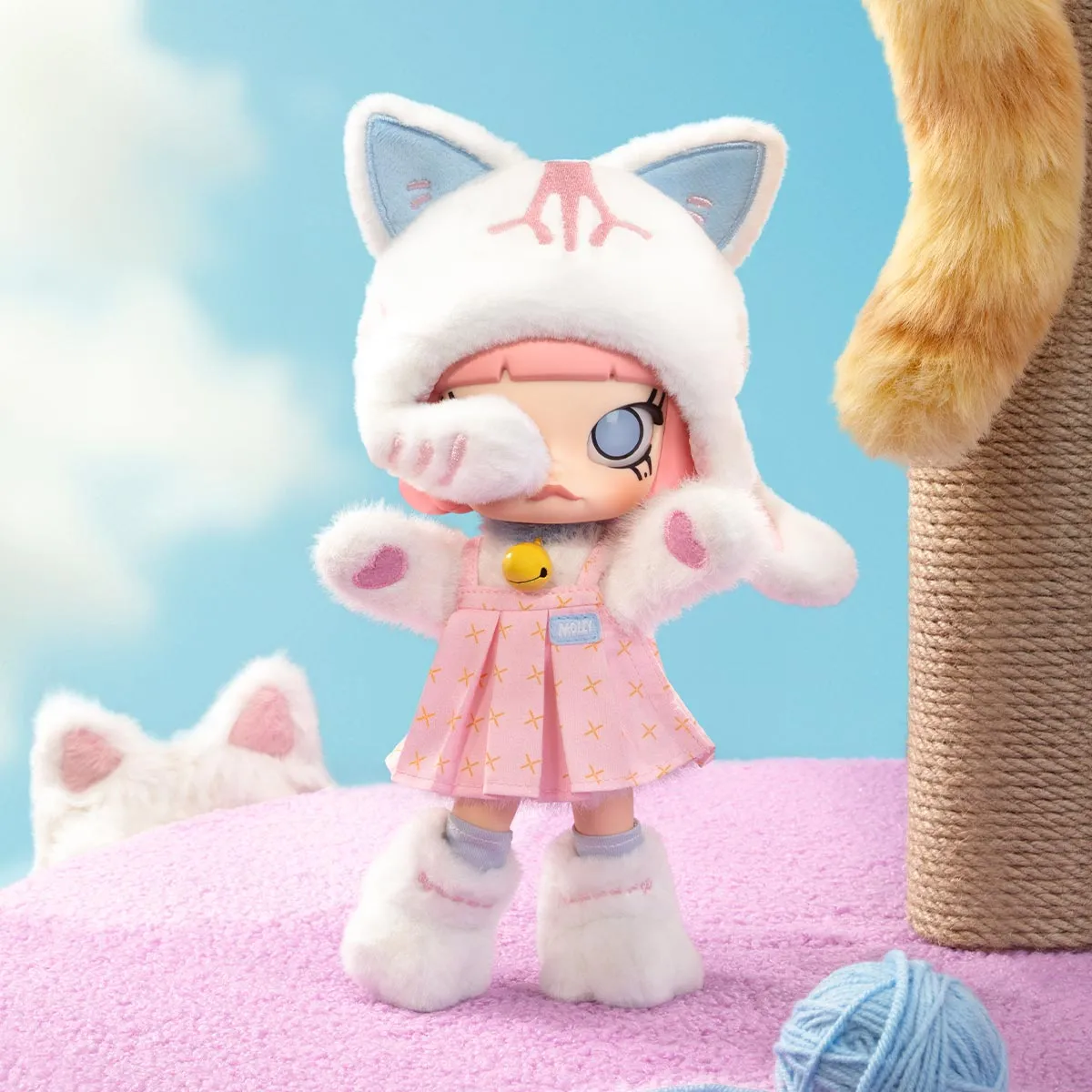 LIVE] MOLLY Peekaboo 1/8 Action Figure - POP MART (United States)