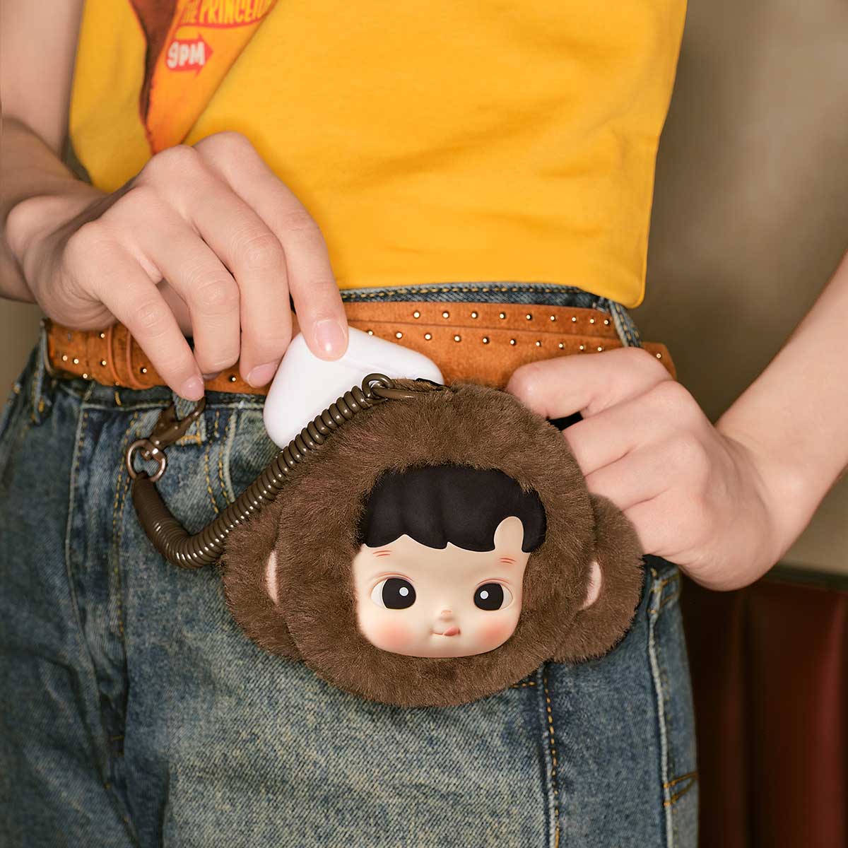 今ならほぼ即納！ HACIPUPU Rolling Time Machine Series-Earphone Case - POP ぬいぐるみ