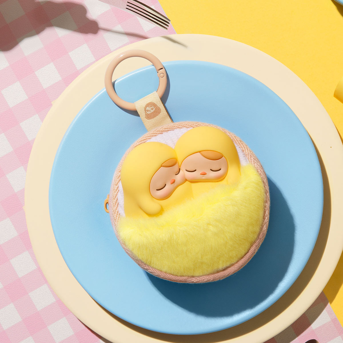POP MART★PUCKY Egg Beanie★iPhone ケース★早い者勝ち！ PUCKY Egg Beanie Series-Phone Case - POP MART (United States)