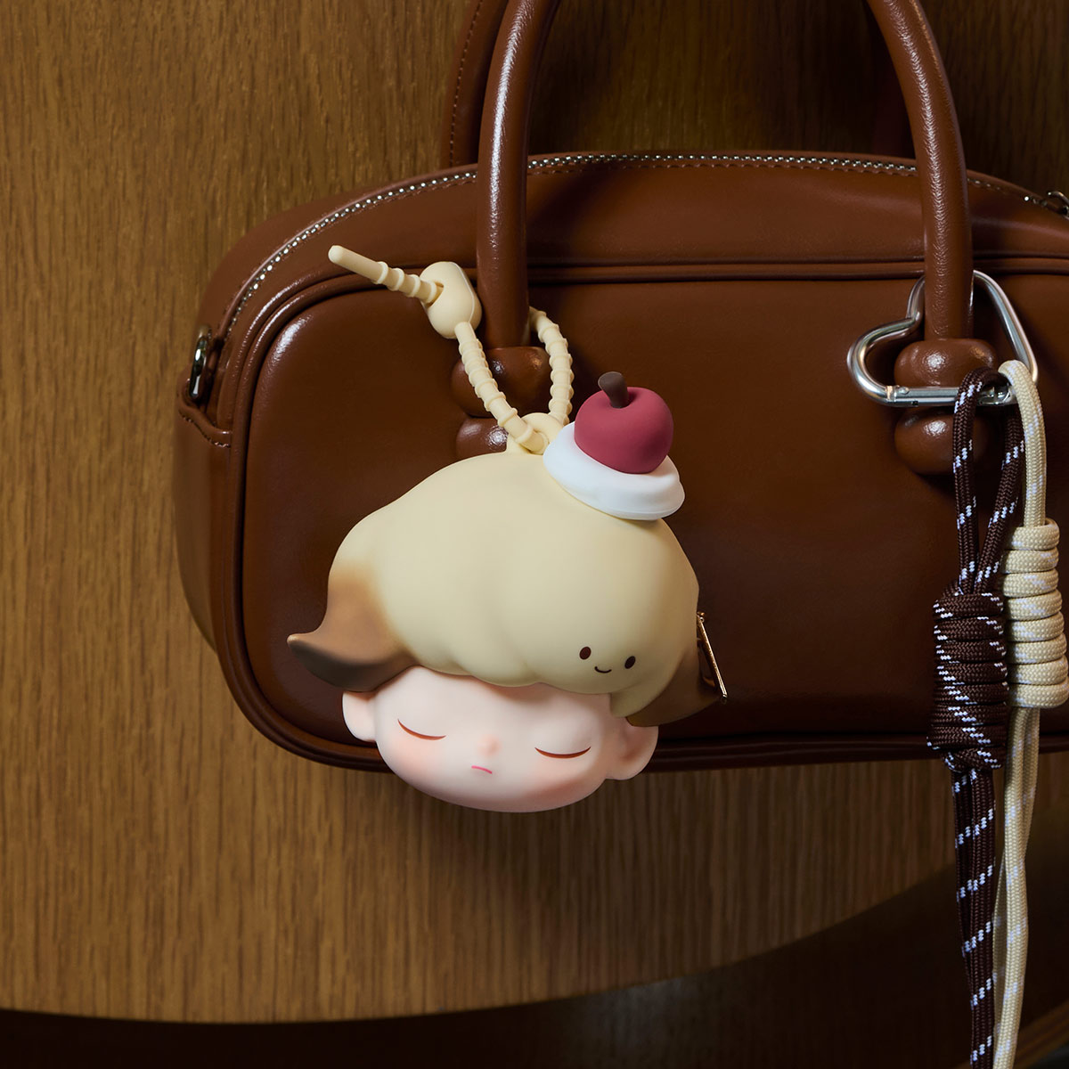 DIMOO Crush on Coffee イヤホンケース　小物ポーチ DIMOO Crush on Coffee Series-Earphone Case Blind Box - POP