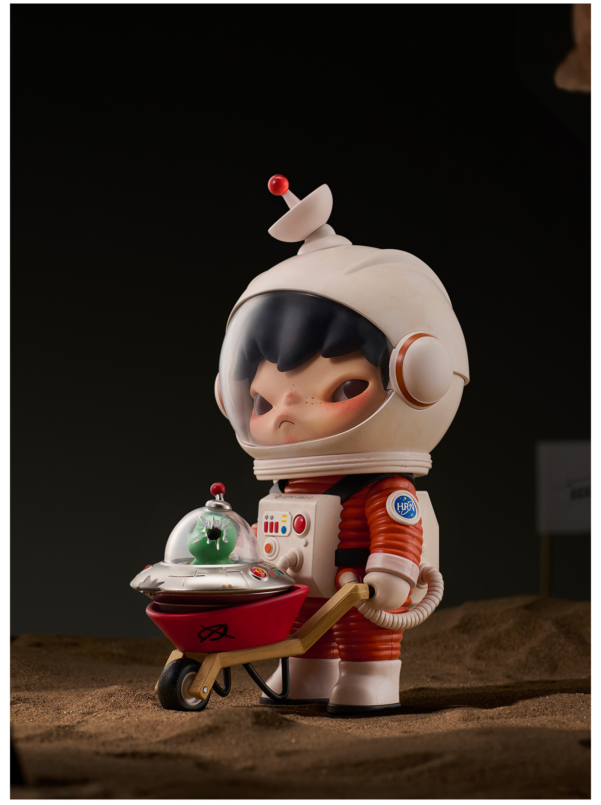 [シュリング付き]POPMART Hirono Search forAliens Hirono Search for Aliens Figurine - POP MART (United States)