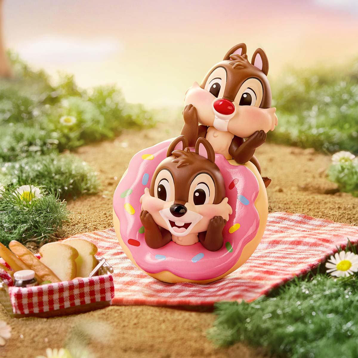 Disney Chip 'n' Dale Fun-loving Brothers Series Figures
