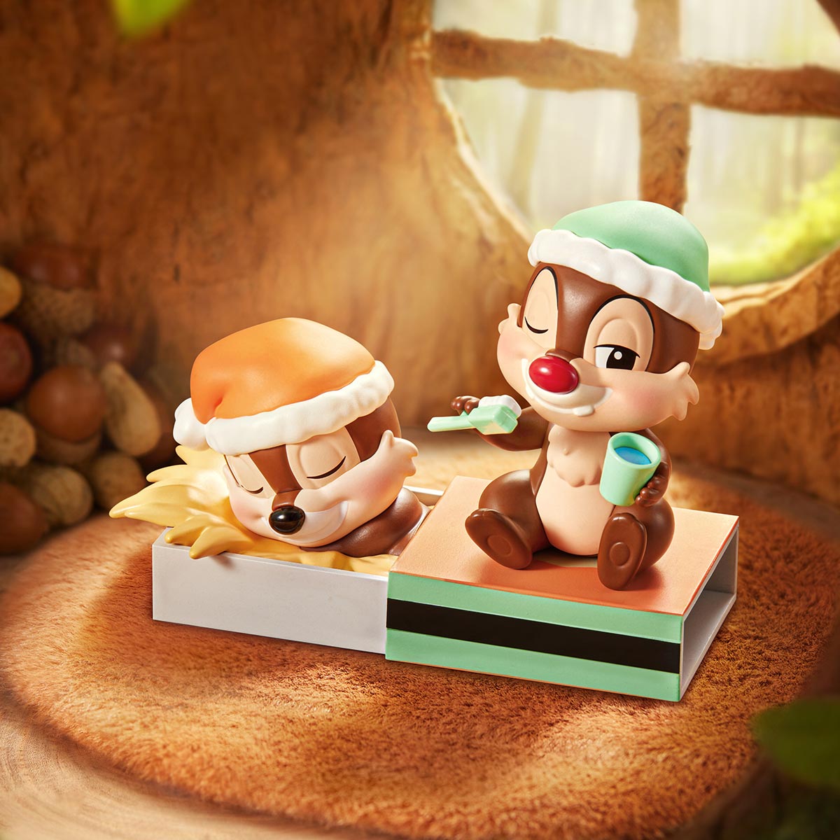 Disney Chip 'n' Dale Fun-loving Brothers Series Figures