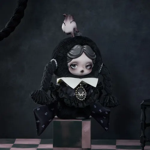 SKULLPANDA × Wednesday Plush（Classic Dress Version）