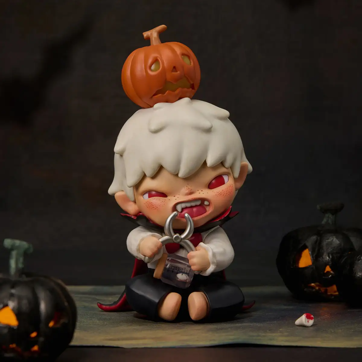 Hirono Monsters' Carnival Series Figures