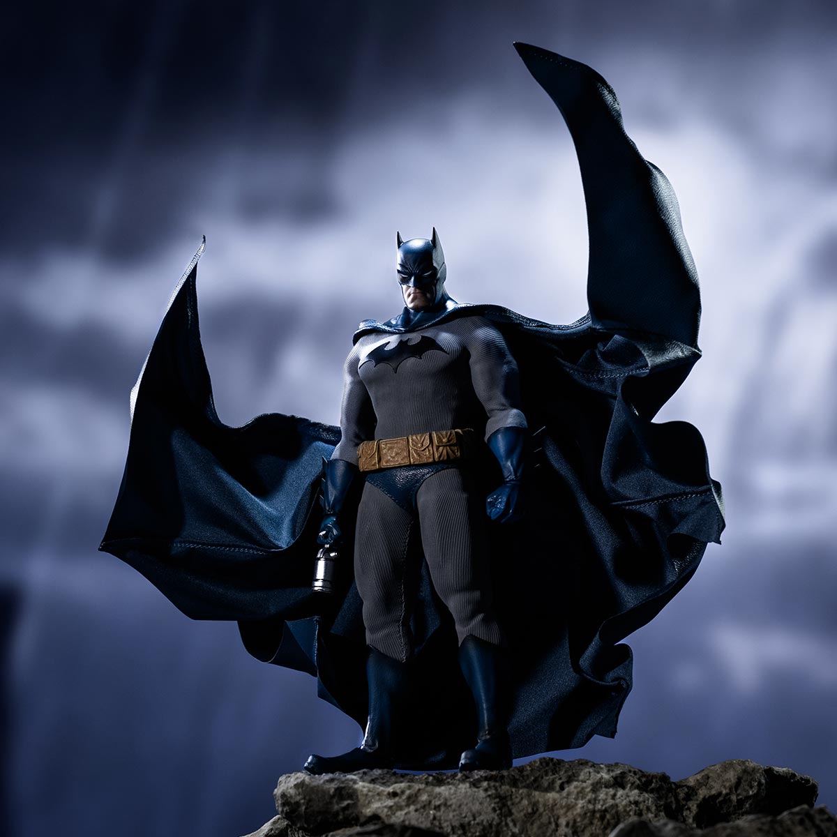 DC Batman Hush Collectible Action Figure - POP MART (Canada)