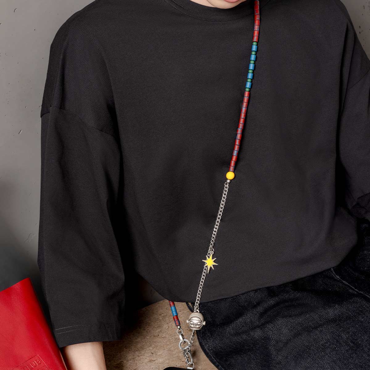 MEGA SPACE MOLLY Hello, Moon Multi-functional Lanyard