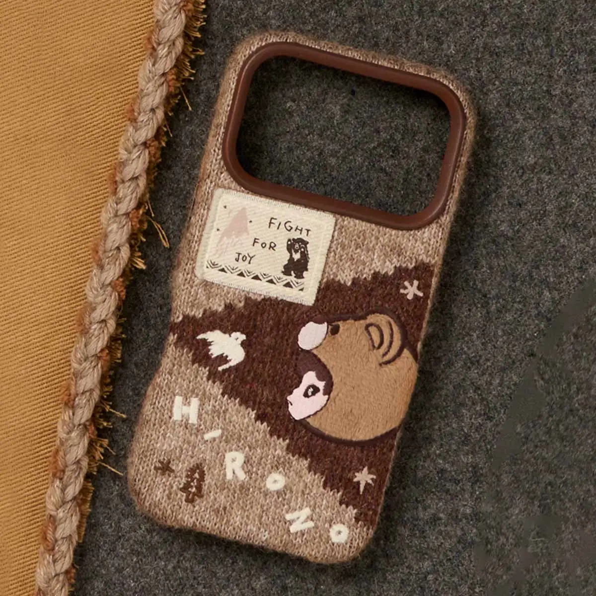 Hirono Road Journal Series-Knitted Phone Case