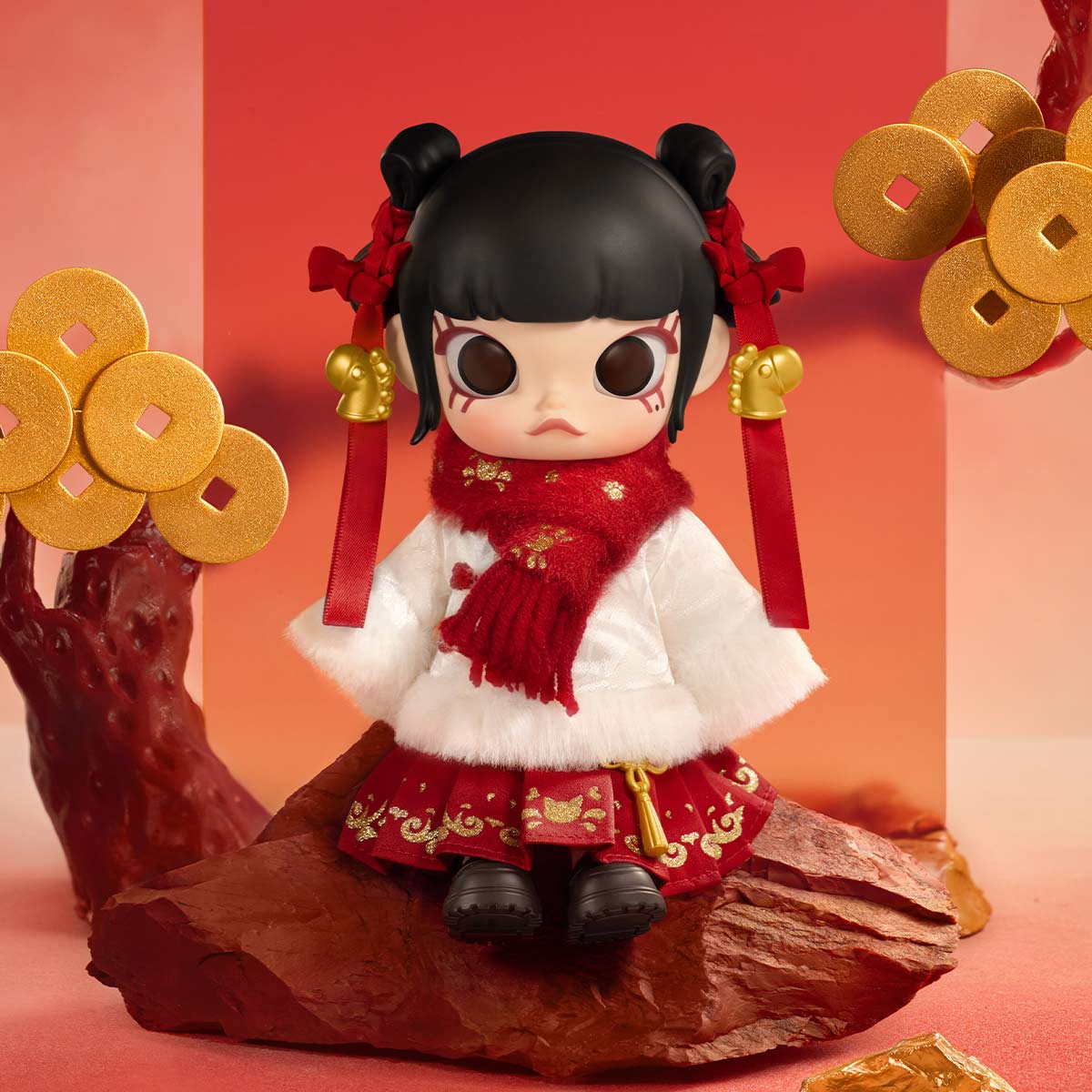 POP MART Molly 1/8 アクションフィギュア MOLLY Galloping Wealth 1/8 Action Figure - POP MART (United States)