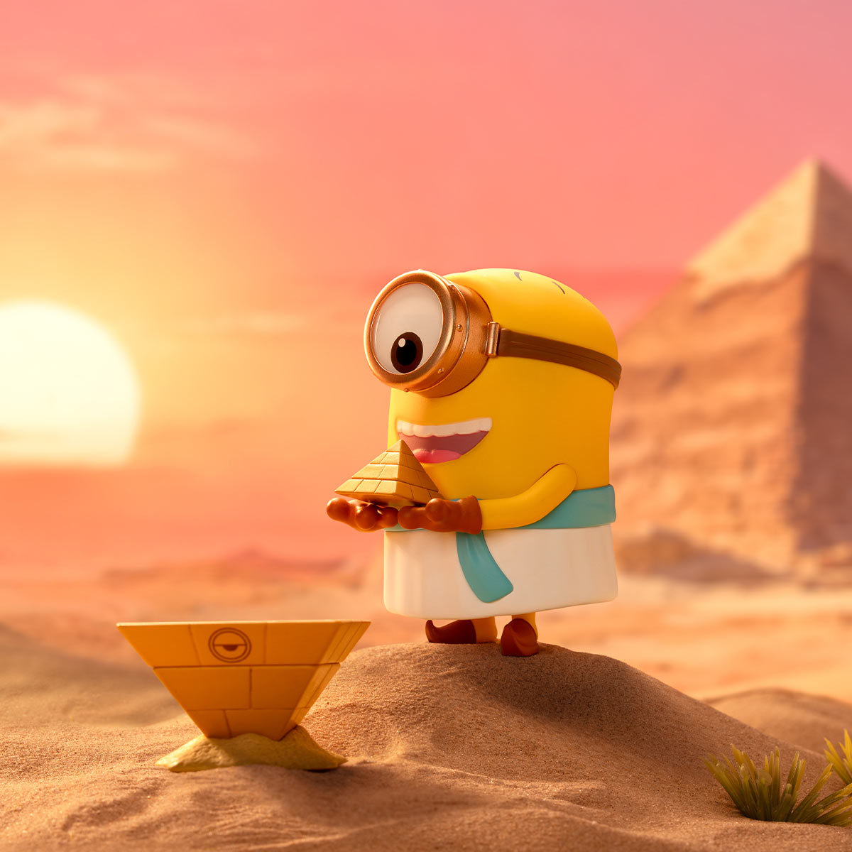 Minions Bello World Series Figures - POP MART (United States)