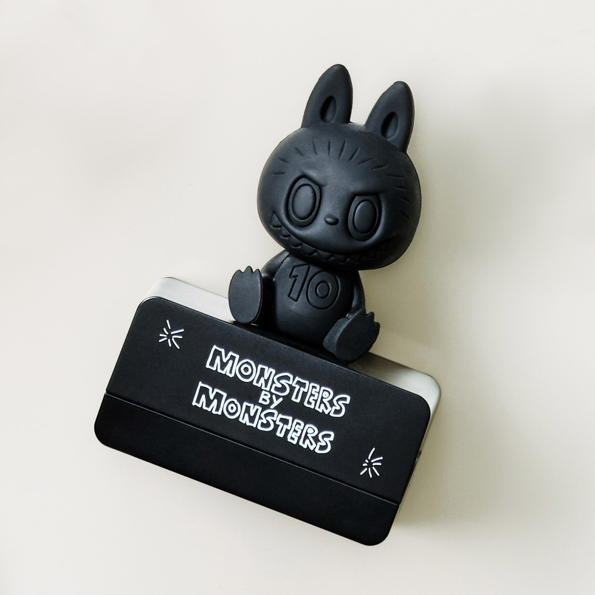 THE MONSTERS 10th Anniversary Series Fridge Magnet - POP MART