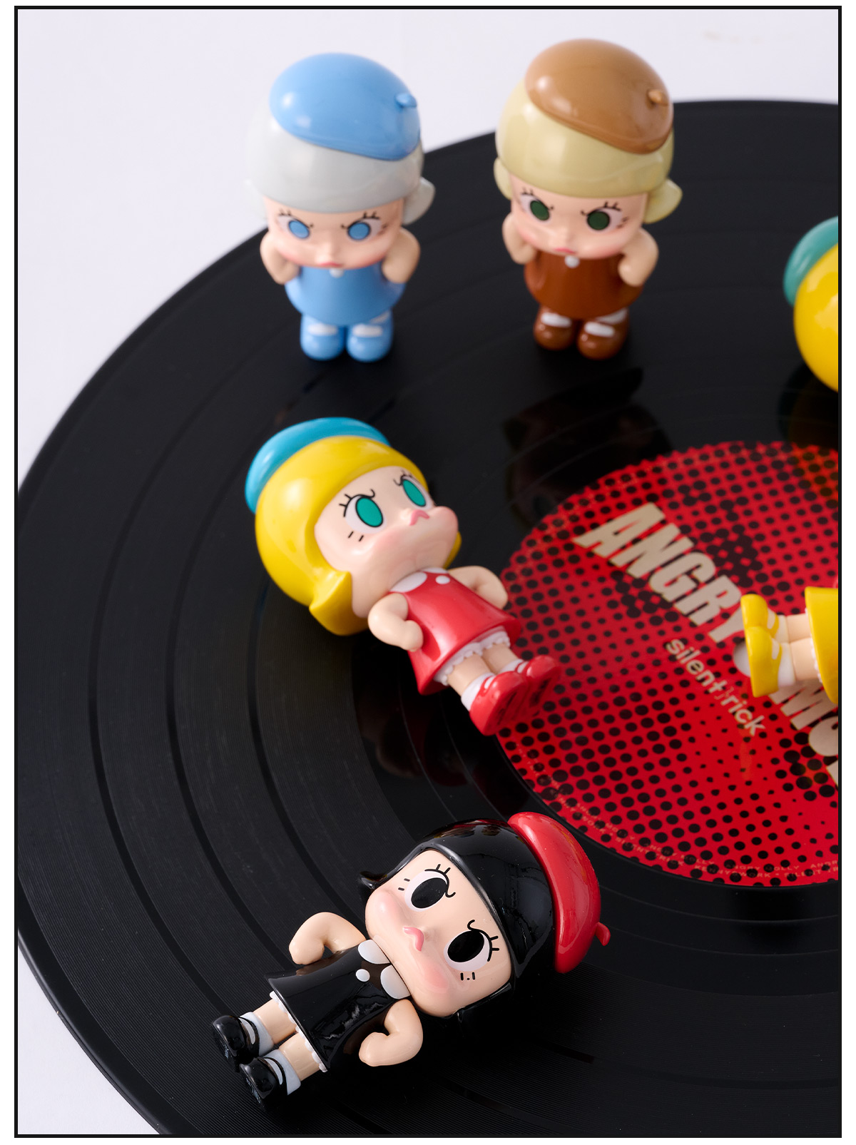 Angry Molly Mini Figure Set - Long Play 9 - POP MART (United States)