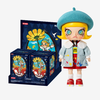 MOLLY 20th Anniversary Series 1/8 Action Figure - POP MART (United