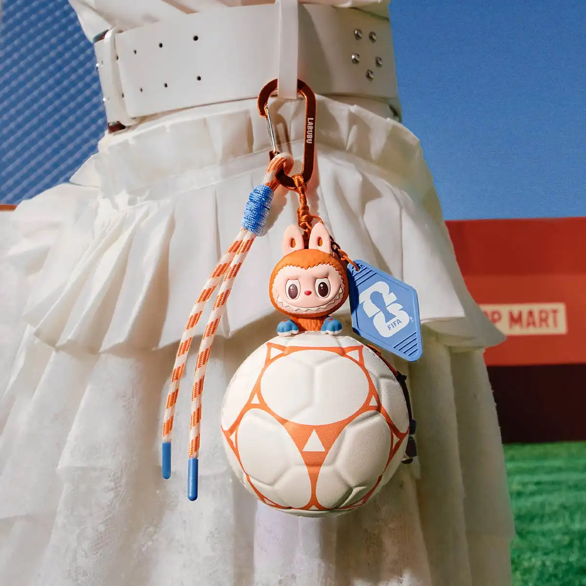 THE MONSTERS × FIFA - Mini Bolsa de Fútbol