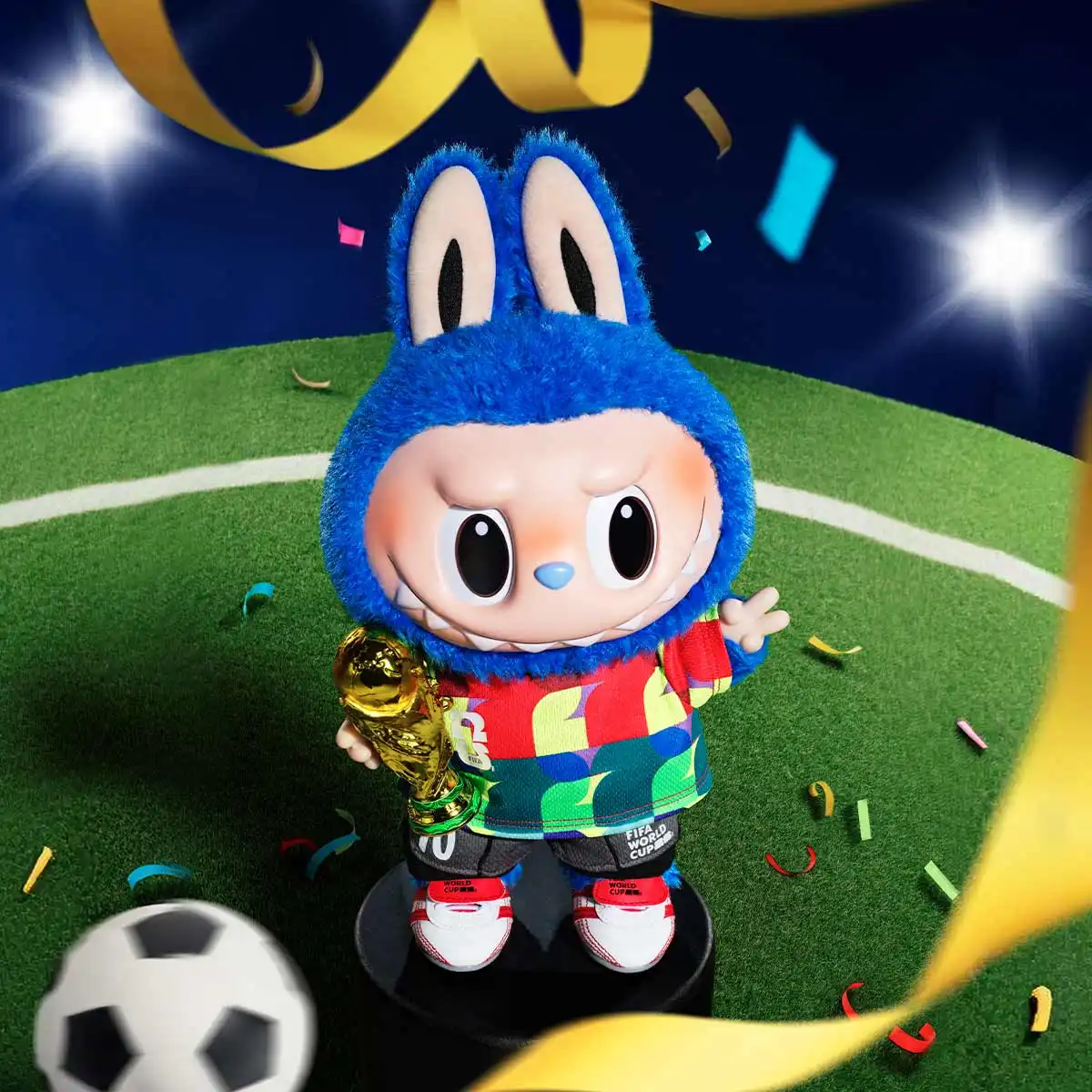 THE MONSTERS × FIFA - Muñeco de VINIPOP "Catch the Win"