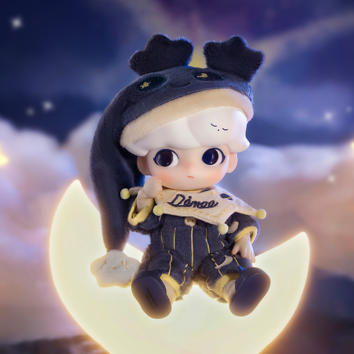 No. 1128 ディモフィギュア DIMOO Stay With Me Action Figure - Figurine - POP MART