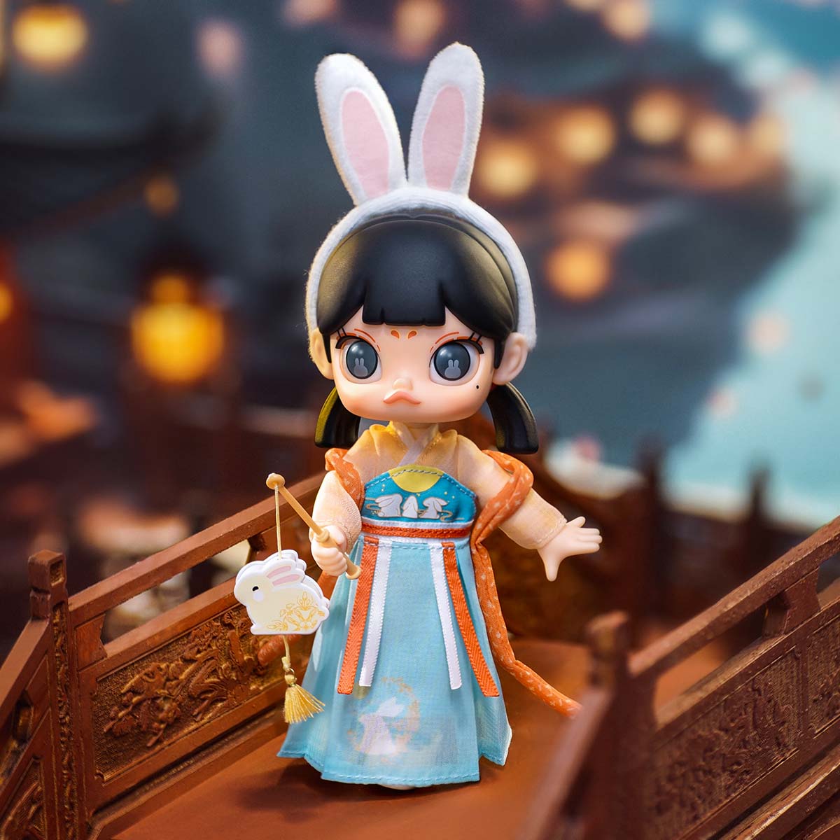MOLLY Lantern Show Action Figure | Designer Figurine | Pop